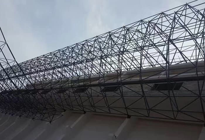 福建水泥厂网架安装