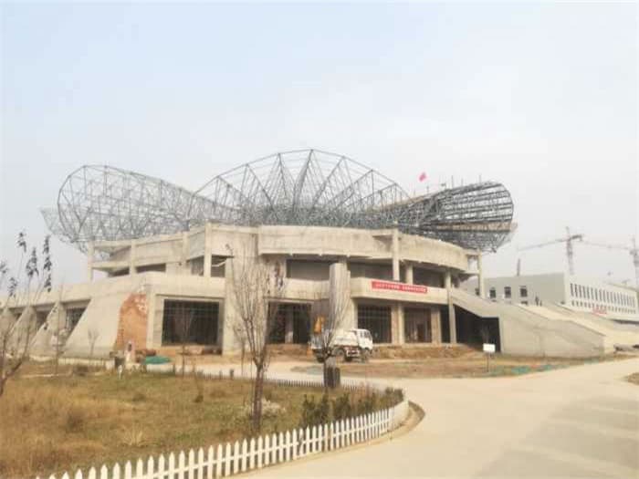 福建体育馆网架工程